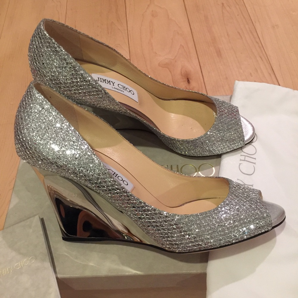 (SOLD) BRAND NEW Jimmy Choo Baxen Heels
